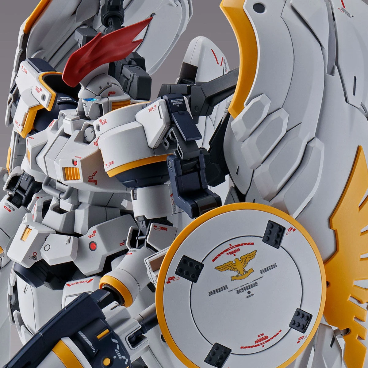 Tallgeese Flügel Master Grade: Evolusi Detail dari Glory of the Losers