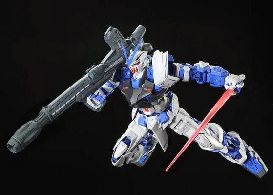 pg06 Rilis Terbaru P-Bandai: Astray Blue Frame PG 1/60 Kembali dengan Gaya Baru