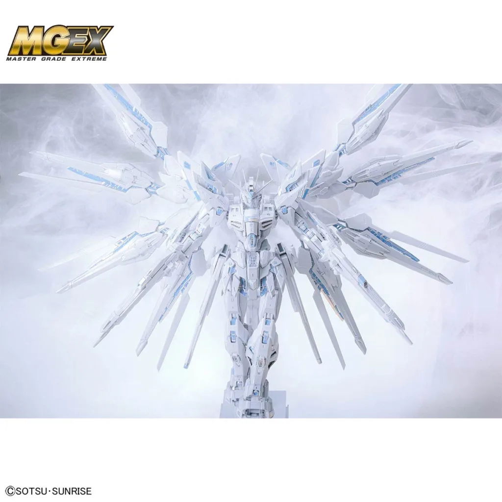 mgex-strike-freedom-gundam-twilight-coating-2-1024x1024 MGEX Strike Freedom Gundam [Twilight Coating]: Kilau Putih yang Menawan dari BANDAI SPIRITS
